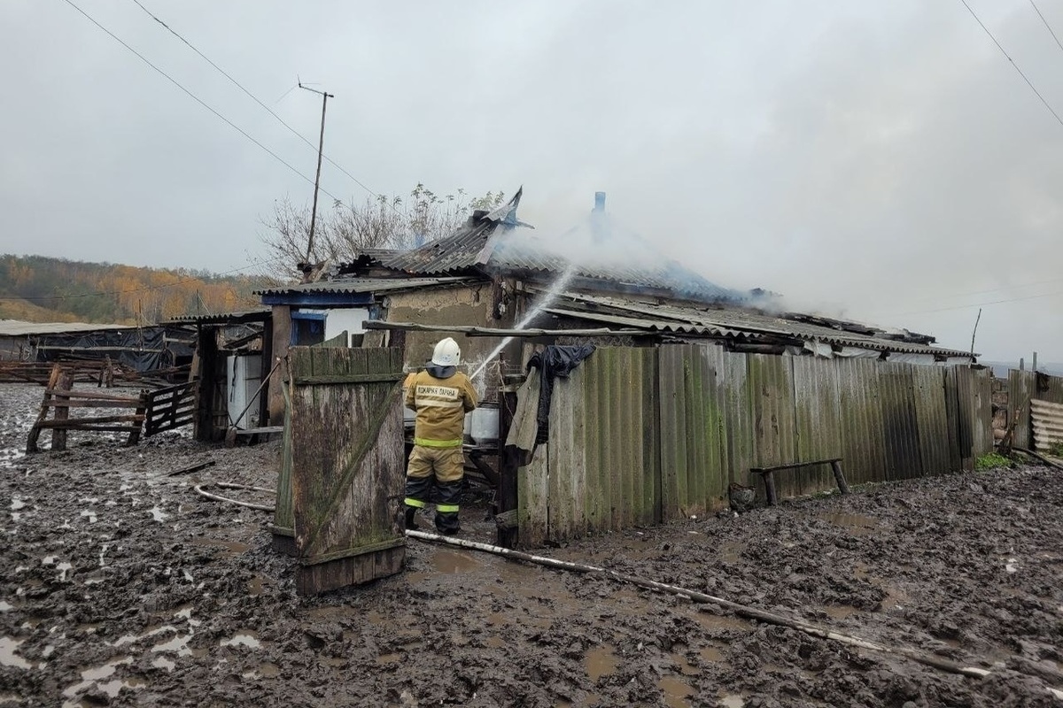 В Белгородской области при пожаре в частном доме погиб пожилой мужчина - МК  Белгород