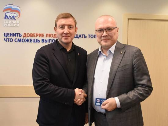 Губернатора Кировской области Александра Соколова приняли в партию