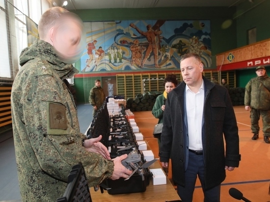 Губернатор Ярославской области привез мобилизованным дополнительное снаряжение