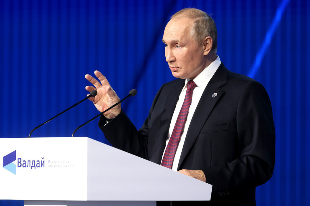 Лица и эмоции международного форума "Валдай": Путин говорил четыре часа
