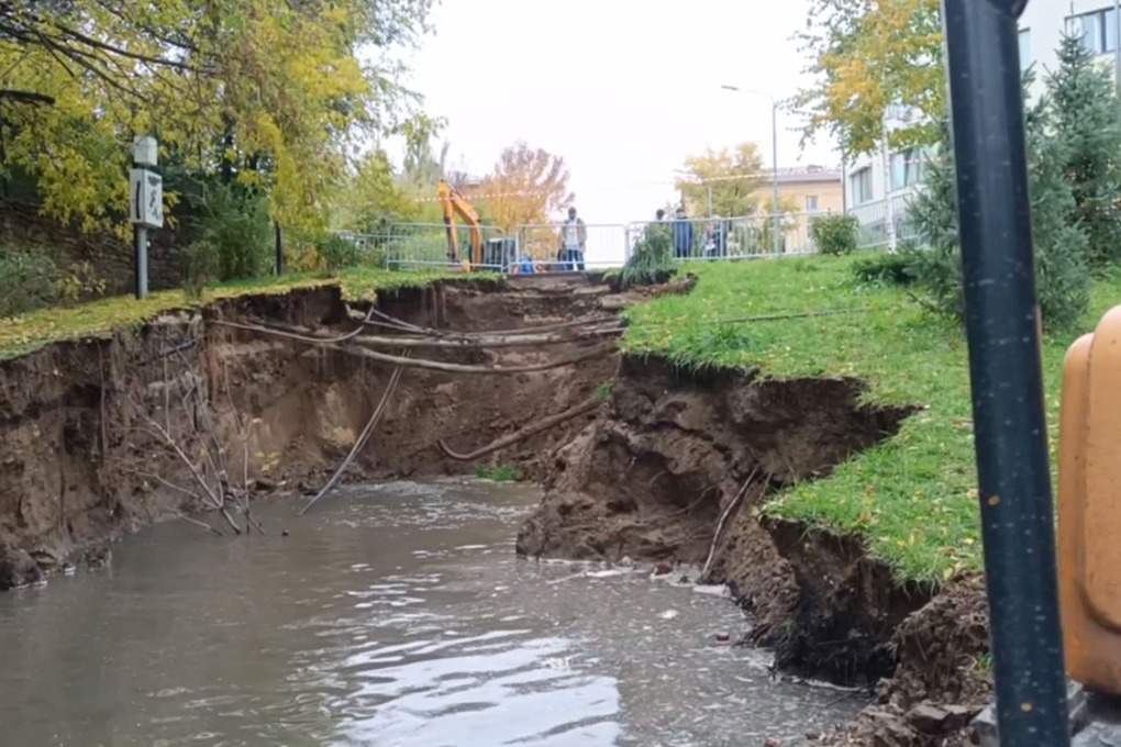 Почему отключили воду в советском районе