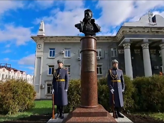 В Донецке открыли памятник агенту НКВД Судоплатову