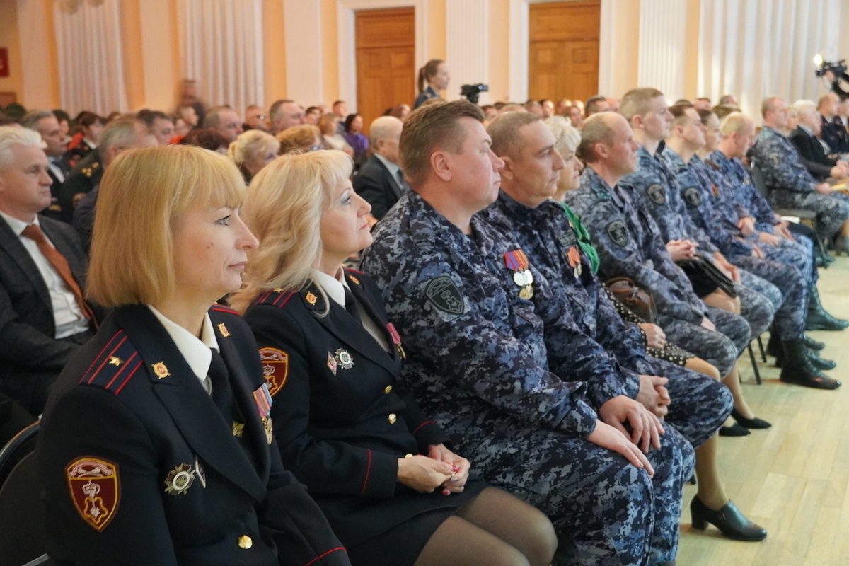 В честь 70-летия вневедомственной охраны Росгвардии в Костроме прошло  торжественное мероприятие - МК Кострома