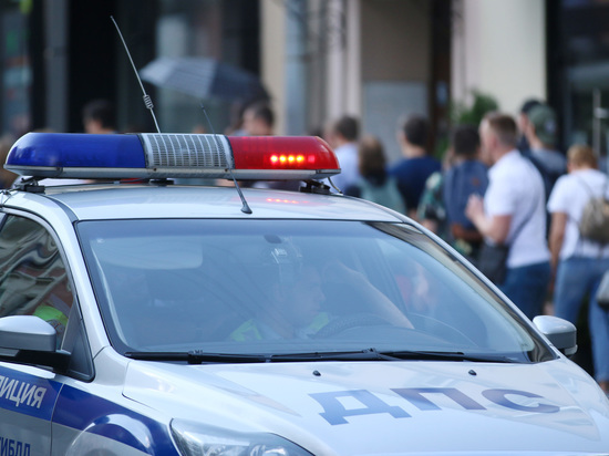 Подросток на самокате попал под колеса авто в Долгопрудном