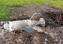 Жители Макеевки обнаружили у себя во дворе остатки сбитой системой ПВО ракеты
