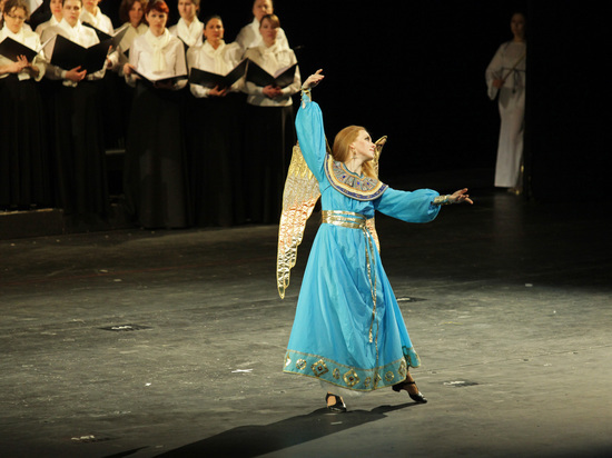 Театральный фестиваль «Вешалка» открылся в Петербурге