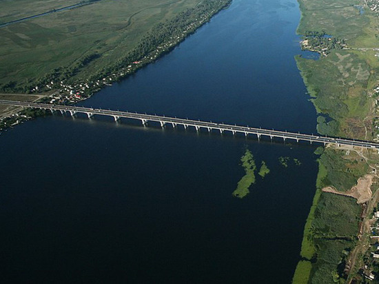 ВСУ выпустили по Антоновскому мосту в Херсоне 12 ракет HIMARS