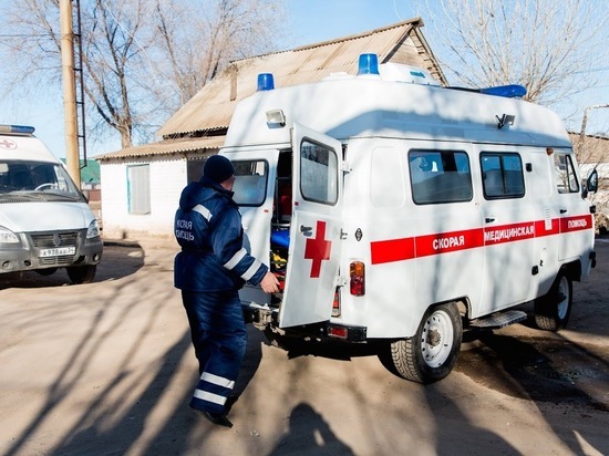 Двое детей попали в больницу после лобового столкновения под Волгоградом