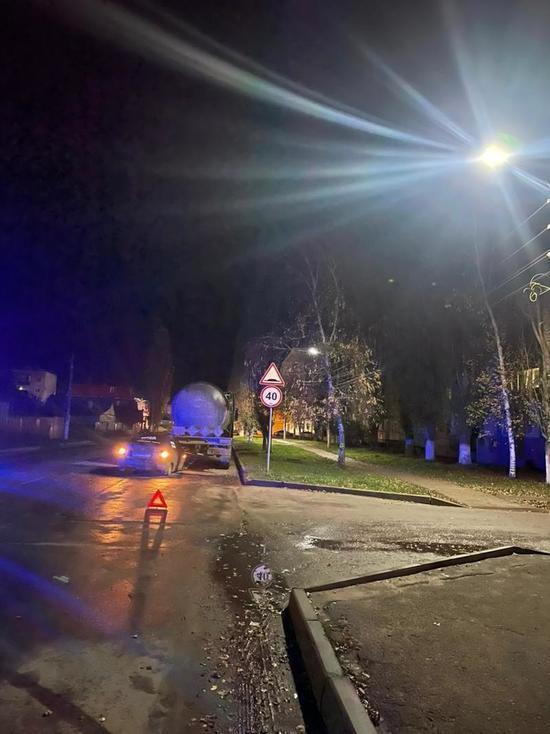 В Ливнах в ДТП с большегрузом пострадали два человека