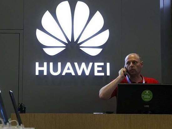 Huawei полностью прекратил поставки своей техники в Россию