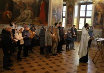 Прихожане серпуховского благочиния и неравнодушные горожане собрались в соборе Николы Белого для того, чтобы помянуть тех, кто подвергся политическим репрессиям за свои убеждения
