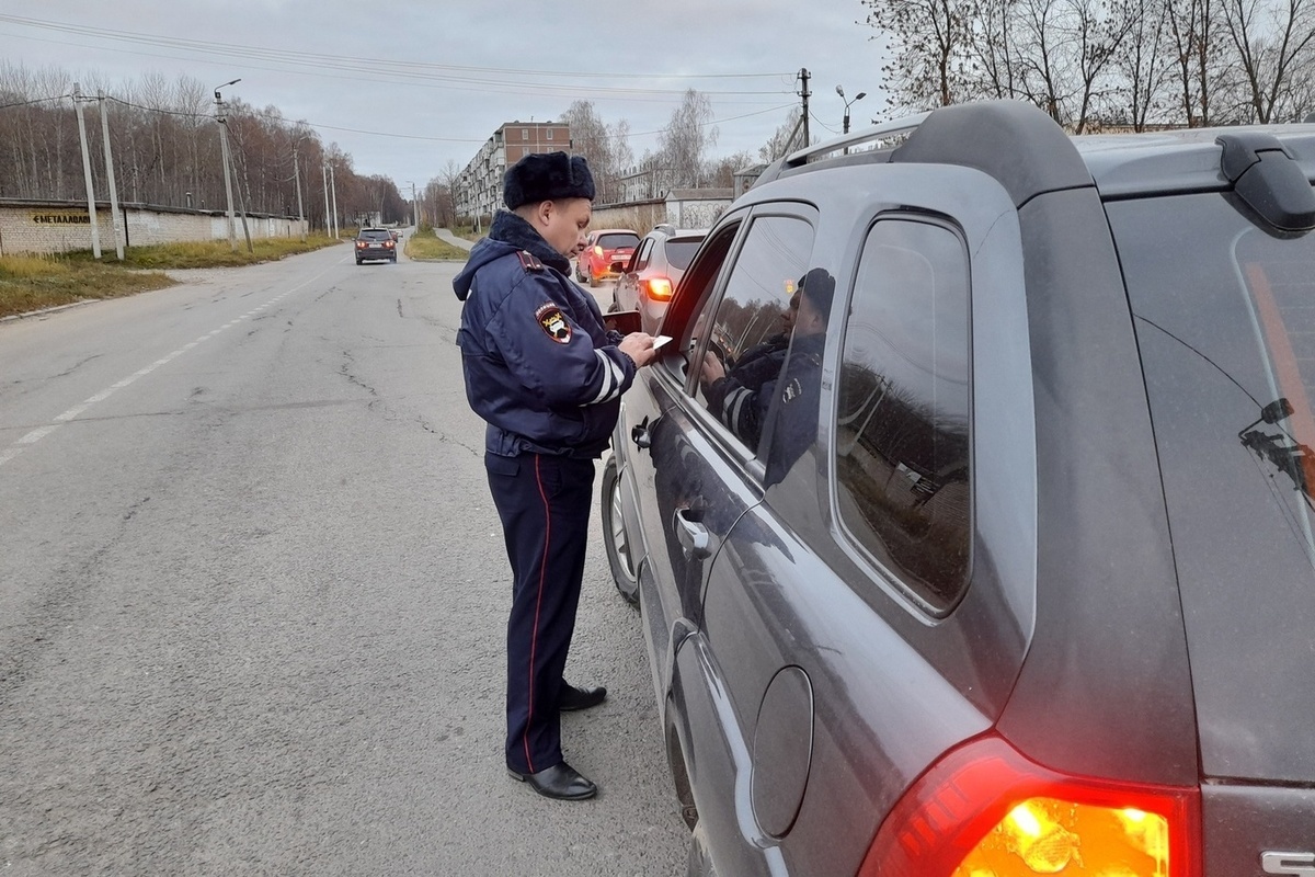 Костромские полицейские проверили безопасность перевозки юных пассажиров