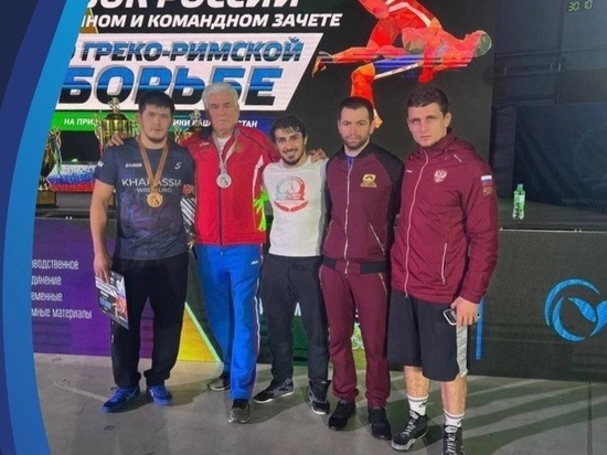 Хакасский спортсмен вернулся с медалью с Кубка России по борьбе