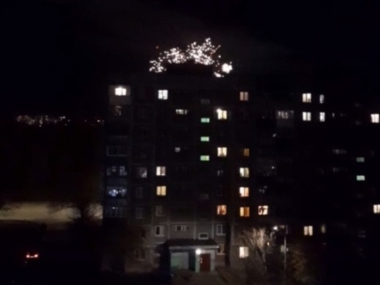 В Курске неизвестные напугали жителей города запуском фейерверков
