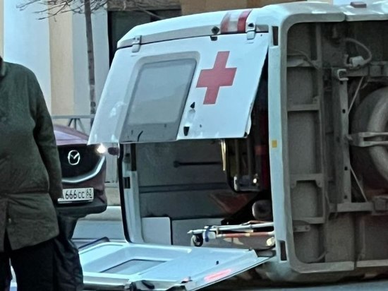 Появилось видео ДТП с участием машины скорой помощи в центре Рязани