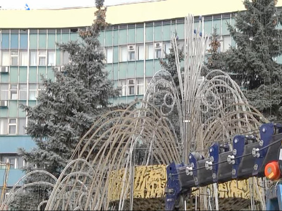 Новокузнецкие фонтаны активно подготавливают к зиме
