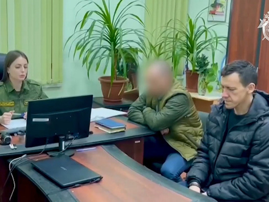 Житель Энгельса разочаровался в отце с матерью и убил их