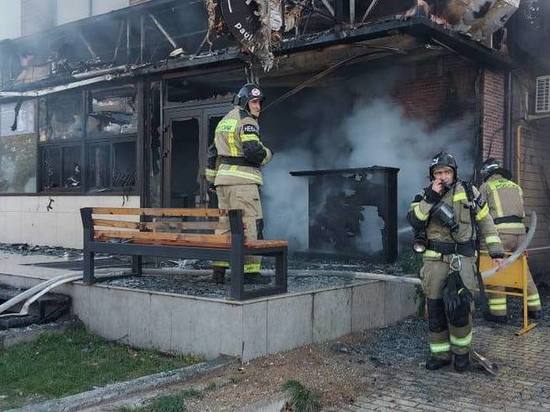 Пожар в махачкалинском кафе «Павлония» локализовали