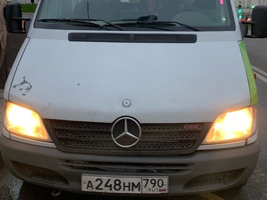 Водитель маршрутки в Видном высадил женщину с ребенком из-за разногласий по оплате
