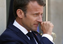 Президент Франции Эммануэль Макрон провел телефонные переговоры с президентом Украины Владимиром Зеленским