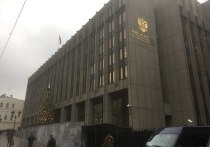 В пресс-службе Совета Федерации сообщили, что в среду на первом этаже Совфеда 2 ноября будут установлено официальные символы ДНР, ЛНР, Херсонской и Запорожской областей