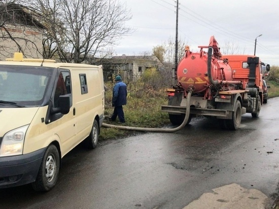 Сотрудники водоканала в бронежилетах восстанавливали подачу воды в селе Красное под Белгородом