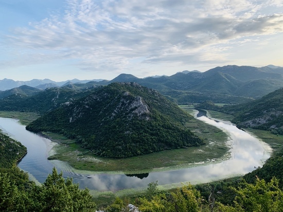 Как слетать в Черногорию без денег