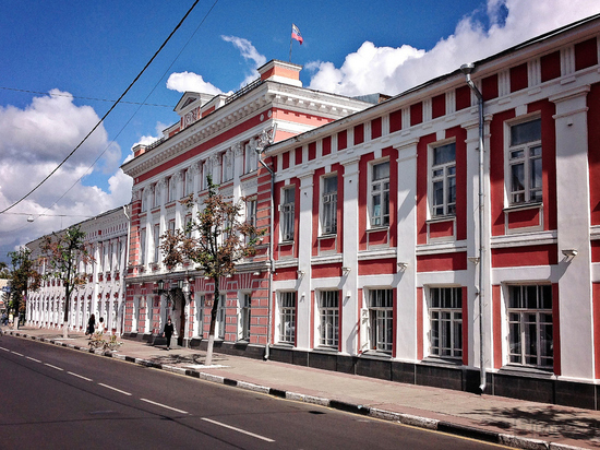 В Ярославском муниципалитете не смогли решить судьбу троллейбусного депо