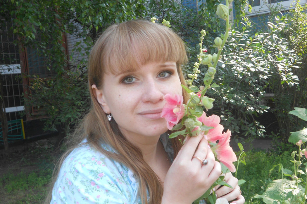 Работала в крематории, любила фото: кадры погибшей в ДТП Евгении Леоновой