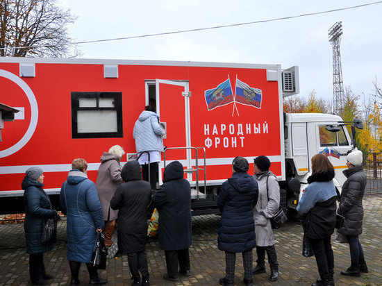 В ЛНР начал работу передвижной диагностический медкомплекс