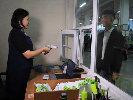 В Кыргызстане выдан трехмиллионный биометрический паспорт