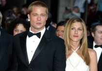 Голливудская актриса Дженнифер Энистон решила подать в суд на своего бывшего мужа Брэда Питта и взыскать с него 100 миллионов долларов, пишет Marca
