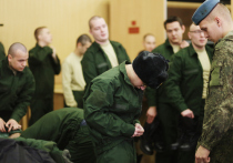 Срок службы по призыву в российской армии нужно увеличить до двух лет, чтобы повысить боеготовность войск