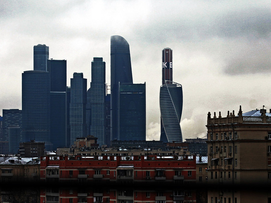 Три башни в Москва-Сити остались без света, идет эвакуация