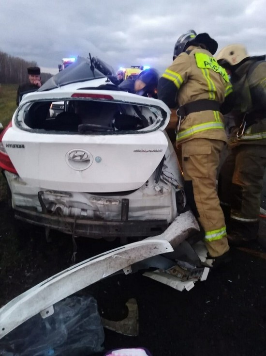В аварии в Татарстане погибла женщина-водитель и пострадали дети