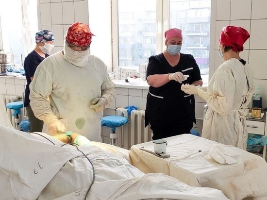 Кузбасские врачи спасли мужчину с тяжелейшими травмами после ДТП