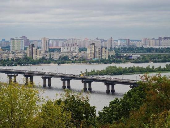 В Киеве без электричества остаются 450 тысяч квартир