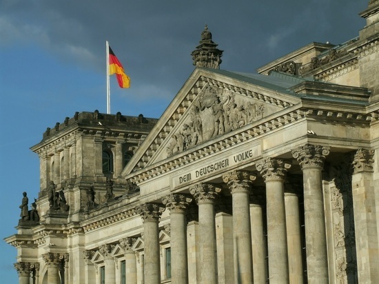 Недовольство правительством высказали 55% немцев