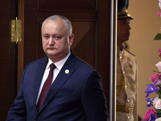 Суд в Молдавии вынес решение о мере пресечения для экс-президента Додона
