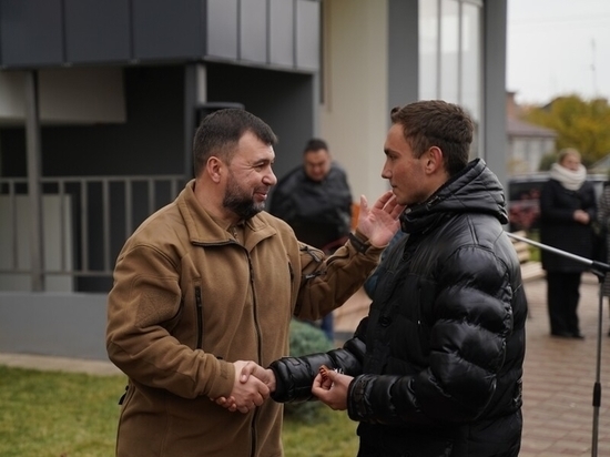 Еще 19 семей из Мариуполя получили ключи от новых квартир