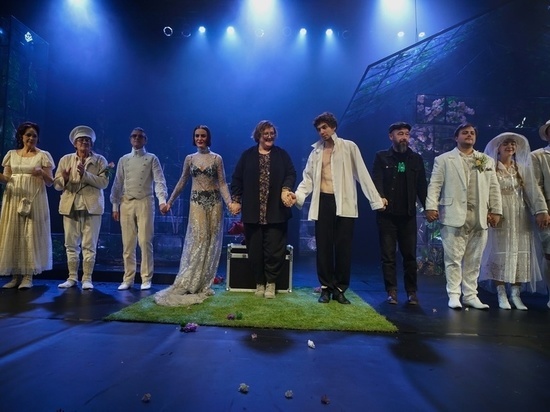 Омский Пятый театр выпустил премьеру «Отцы и дети»