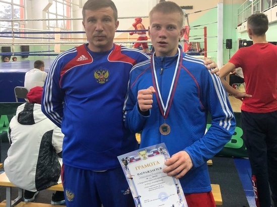 Золото и 3 бронзы завоевали боксеры из Шурышкарского района в Ишиме