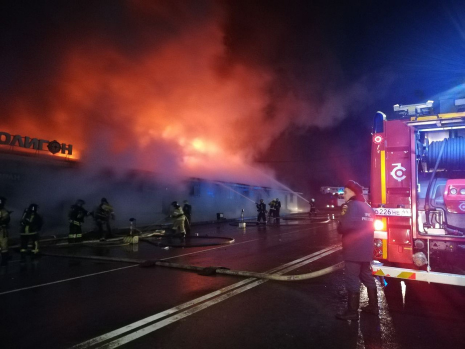 В пожаре в ночном клубе "Полигон" в Костроме погибло 13 человек
