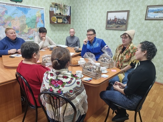 Глава Шурышкарского района поблагодарил родителей призывников за достойное воспитание парней
