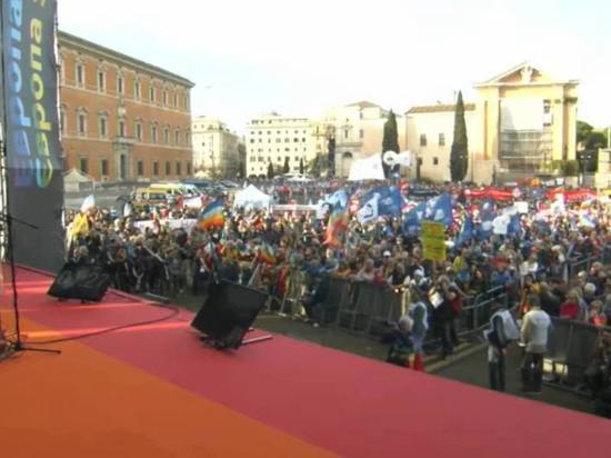 В Риме прошло многотысячное шествие за мирные переговоры по Украине