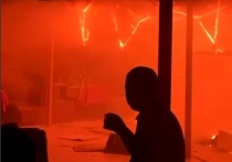 В интернете появилось видео, на котором, предположительно, запечатлено начало пожара в развлекательном центре «Полигон» в Костроме