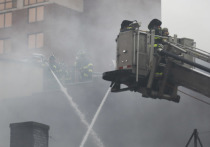 Не менее 38 человек пострадали в результате пожара в высотном жилом доме в центре Нью-Йорка