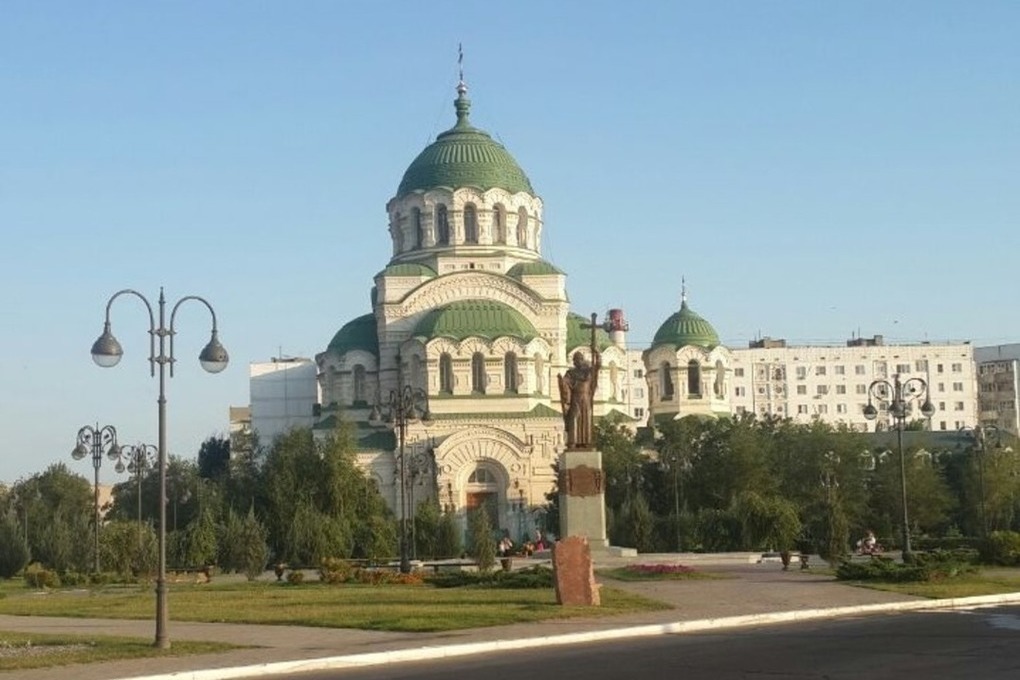 Собор равноапостольного князя Владимира в Астрахани