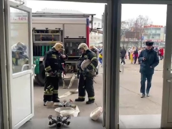 По пожарной тревоге из Воронежского цирка за 8 минут эвакуировали около тысячи инвалидов и беженцев