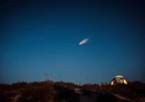 «Хэллоуинские огненные шары», как их называет НАСА , все еще можно будет увидеть ярко сияющими в ночном небе в течение следующих нескольких недель благодаря метеорному потоку Южные Тауриды